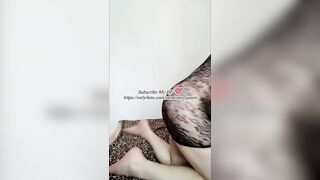 Teaser video of Sara playing with herself "Onlyfans Leak"