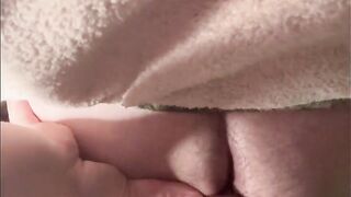 Eating daddy’s tasty ass. ????????????????