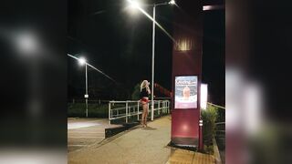 Sissy flashing