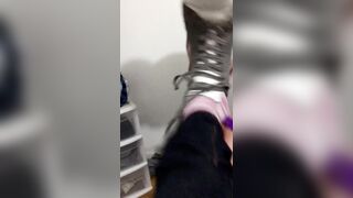 Tired feet, sore toes, foot massage