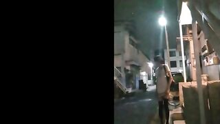 [Nude crossdressing] Pervert bathed in the night breeze [Momiji Akane]