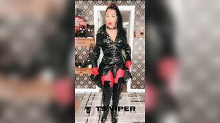TS VIPER SLIDE SHOW FETISH SMOKING LATEX PVC