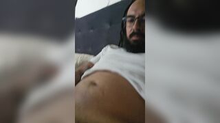 Huge cumshot from sexy tasta guy