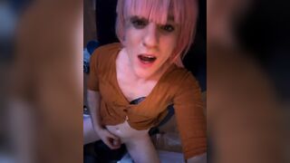 Tgirl fucked by sexmachine