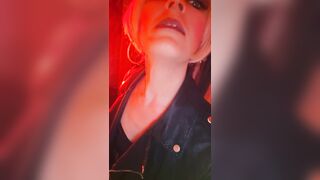 Blonde Trans Goddess in Latex Gloves and Pissing Closeup in Jar & Drinks