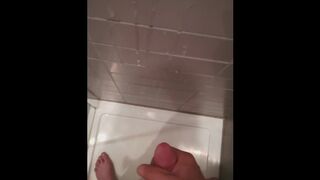 Quick cumshot in the shower