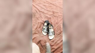 mechanic found sandals in family friend car
