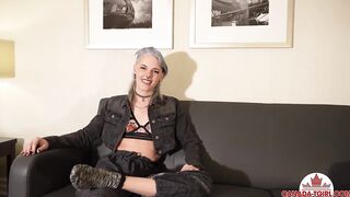 CANADA-TGIRL - Moxy Shows Her Naughty Moves For You