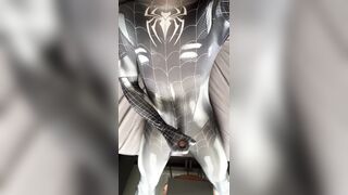 Spider Ladyboy CUMS for you