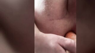Anal session with huge carrot