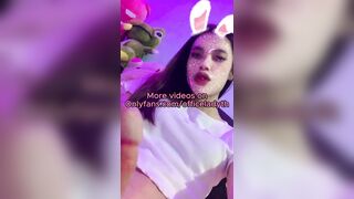 Cute Ladyboy cum on her hand