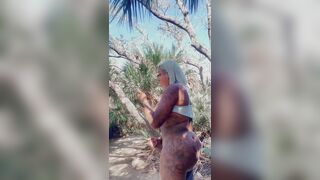 TS SEXY SLUT ALMOST GET CAUGHT PLAYING WITH HER 10inch OUTSIDE, Orlando Florida