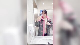 [LUMI_053] 地铁卫生间打胶