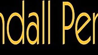 JOEYSTRANSFEETGIRLS - Kendall Penny Loves The Footjob