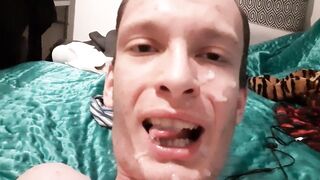 Giving myself a white christmas cum facial!