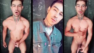 colombiano latino mostrando la verga a la camara