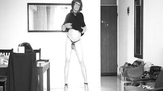 Crossdresser show on high heels