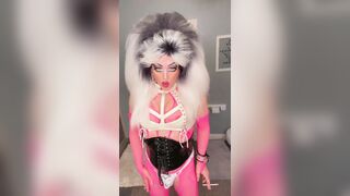 Do you wanna be my girl