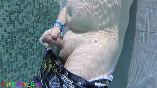 I wank my big cock very cheeky in a public thermal pool and got caught